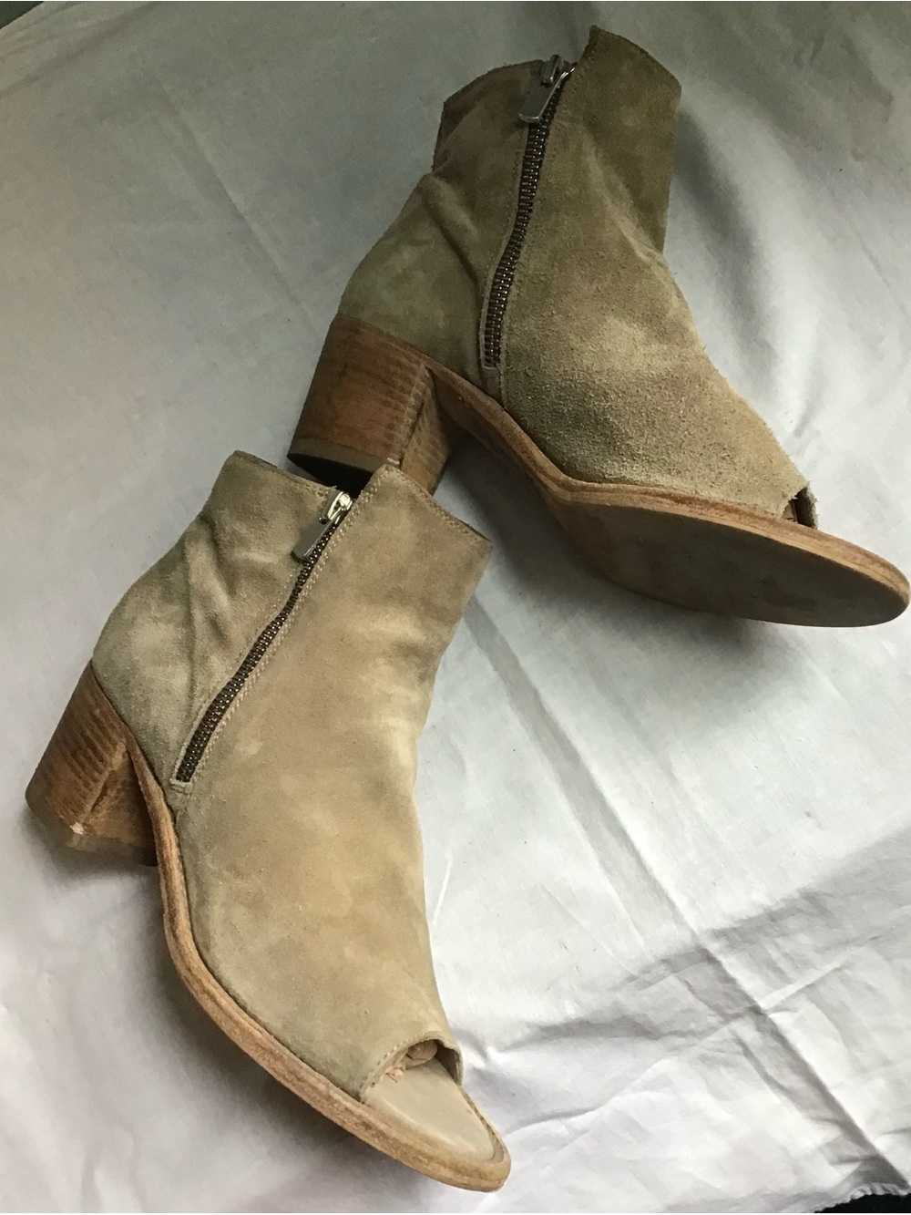 Officine Creative Suede Leather Peep Toe Ankle Boots Dbl. zippers Beige/Taupe 37